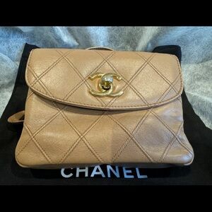 Chanel Matelasse Waist Pouch Lambskin Leather Belt Bag  CC Logo  Gold Auth